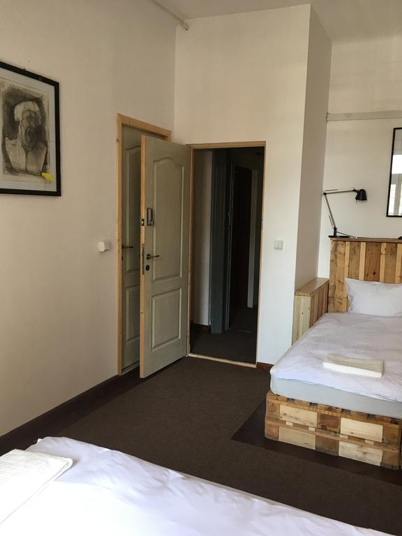 Victoria Poshtel Bucharest Vandrehjem Eksteriør billede
